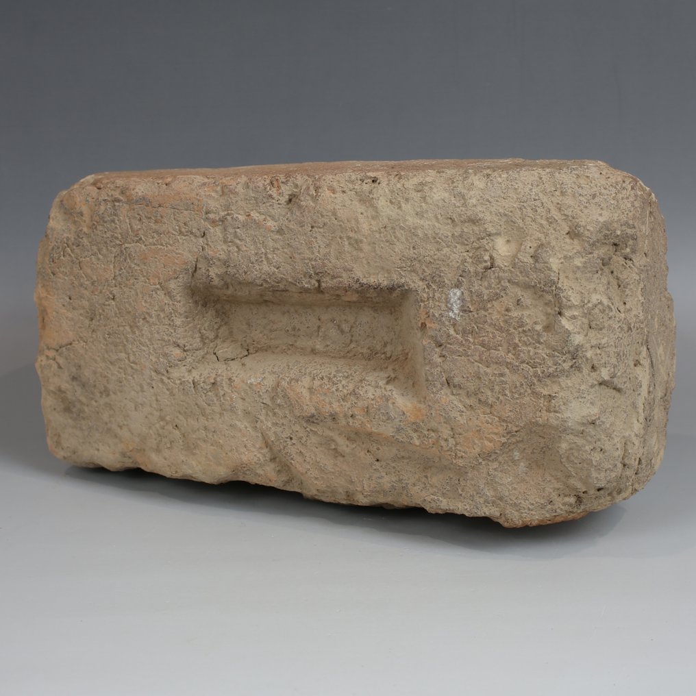 Mesopotamian Pottery Foundation brick (No Reserve Price) #2.1
