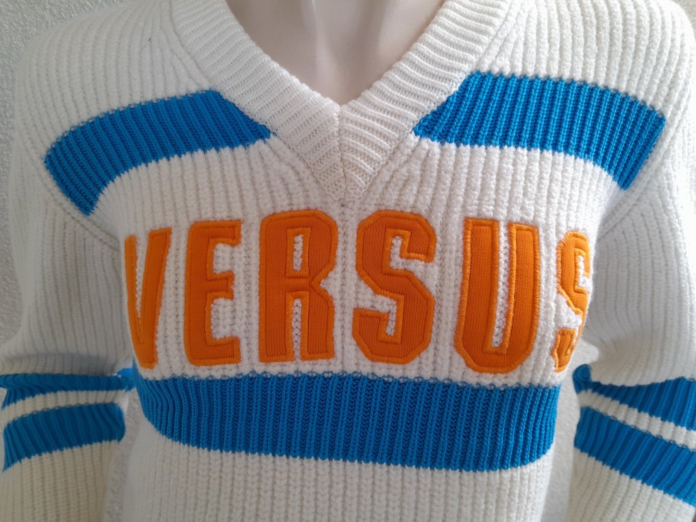 Versus - Jumper #3.2