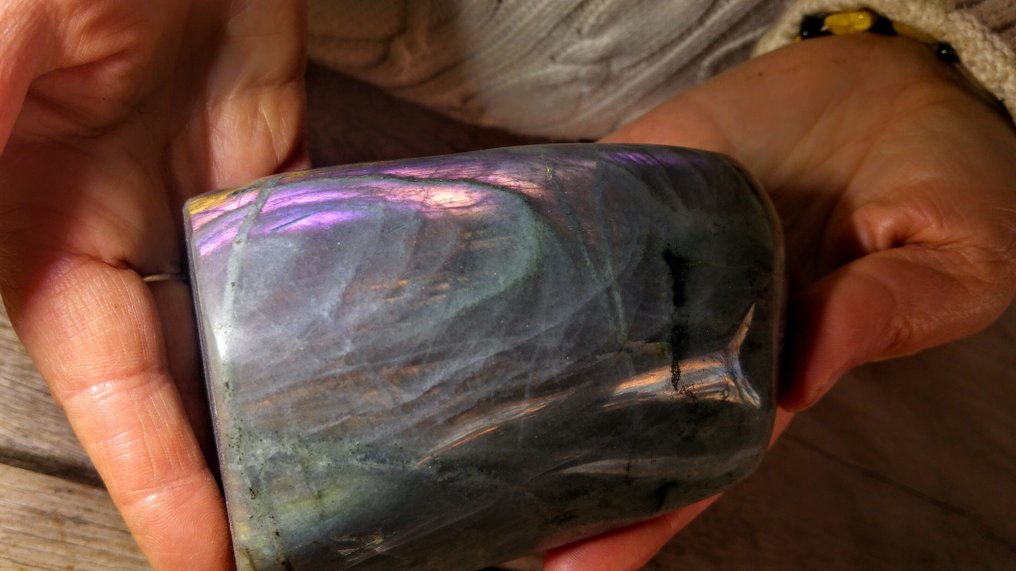 Labradorite - rare Pink + Gold colour chameleon Freeform - Height: 12 cm - Width: 8 cm- 760 g #4.3