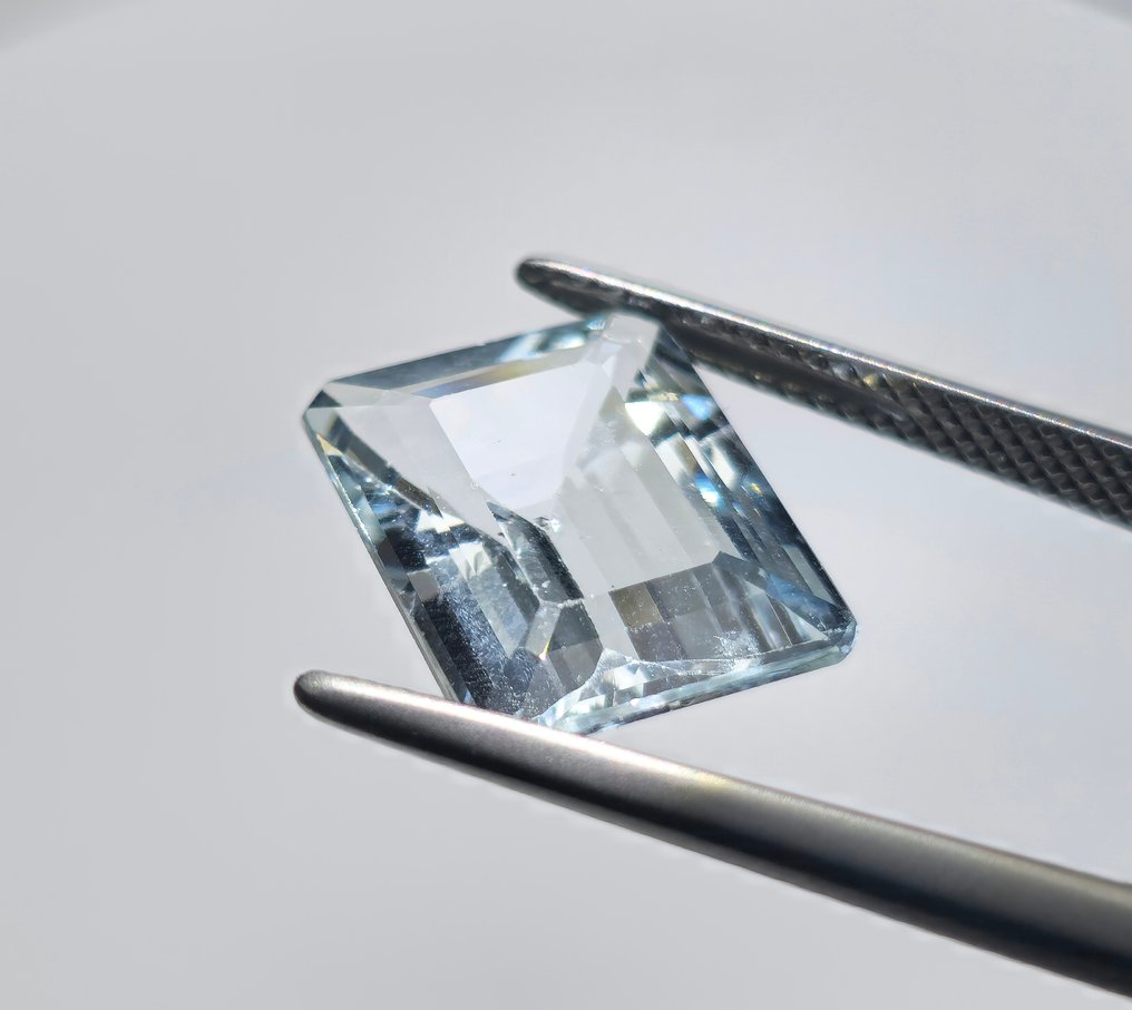 没有保留价 - 1 pcs  蓝色 海蓝宝石  - 6.08 ct - 国际宝石研究院（IGI） #3.2