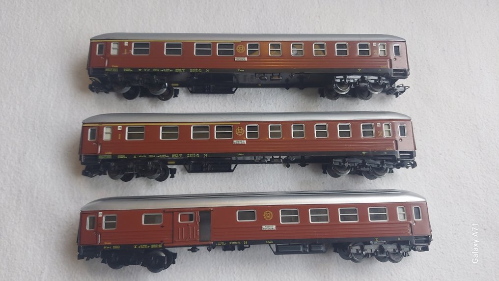 Märklin H0 - 4030/4031 - 模型客運火車 (3) - 两节客车和一节带行李区的客车。 - SJ #2.1