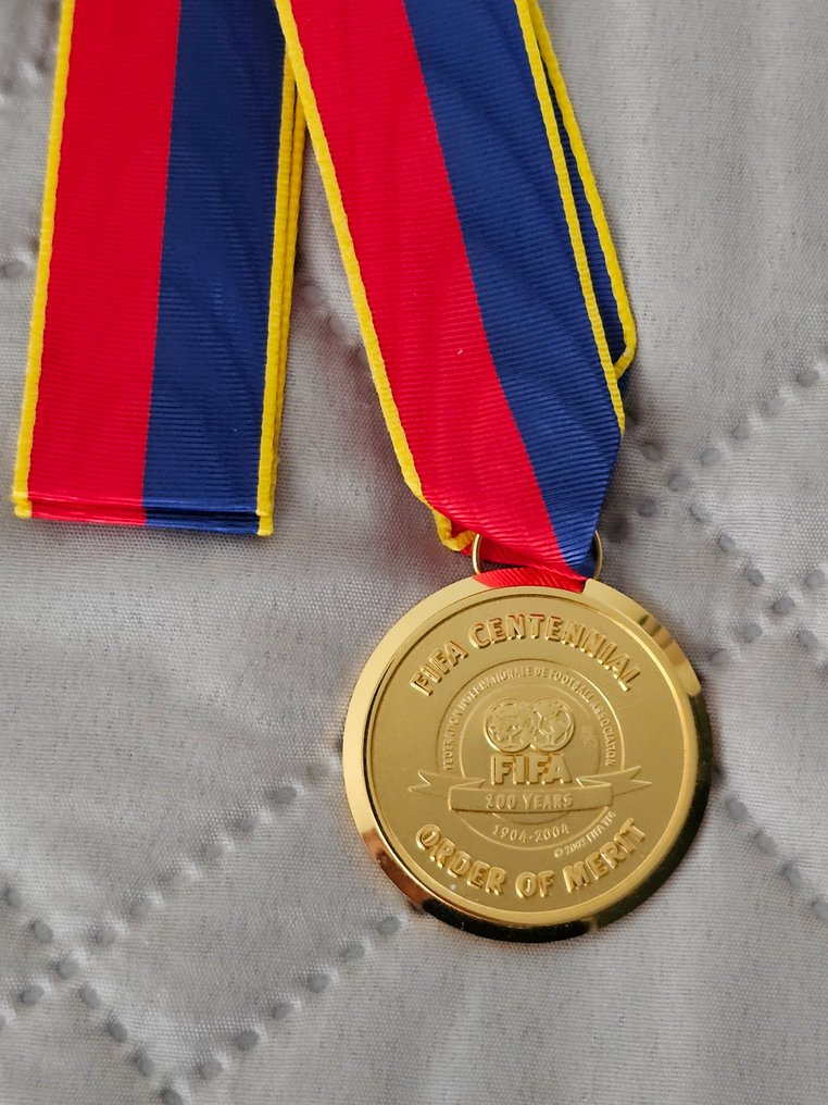 FIFA Centenario - 2004 - Medaglia sportiva #2.1