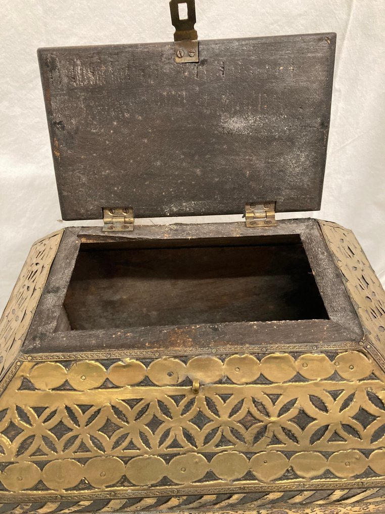 skattekiste - Træ - Indien - Slutningen af det 20. århundrede #2.1