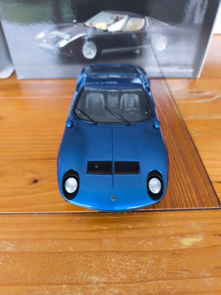 Kyosho 1:18 - Modelauto - Lamborghini Miura P400 #1.0