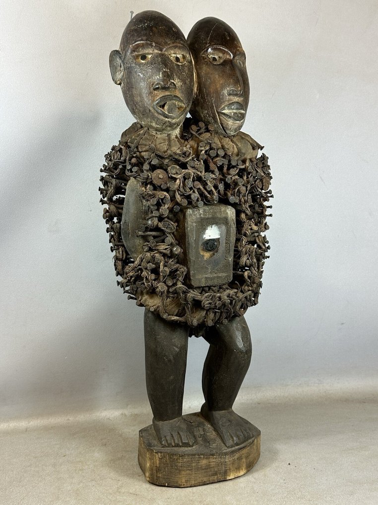 Large - 63 cm - African Fetish Bakongo Nkisi Nkondi twin statue - Congo. #1.0