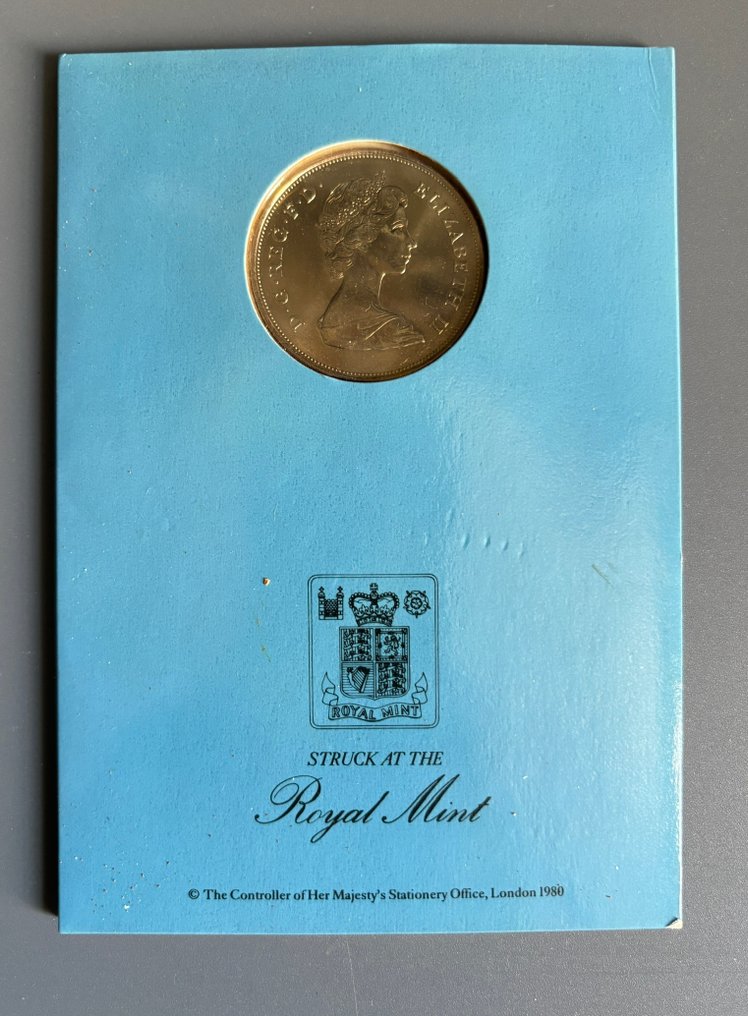 英国. e "Queen Elizabeth 80th Anniversary Binding Card + Commemorative Coin" issued in the UK in 1980,  (没有保留价) #2.1