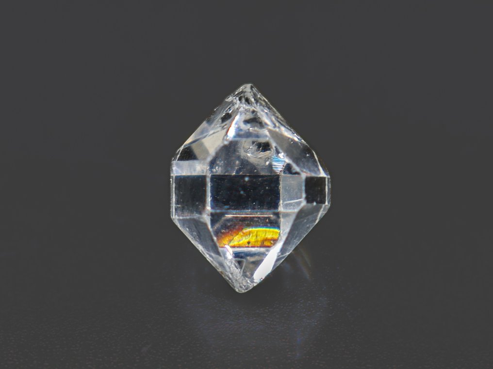 RARE Ultra Clean Mirror Grade HERKIMER Diamond • NO RESERVE PRICE • 5.75 carats - Height: 13 mm - Width: 10 mm- 1.15 g - (1) #4.3