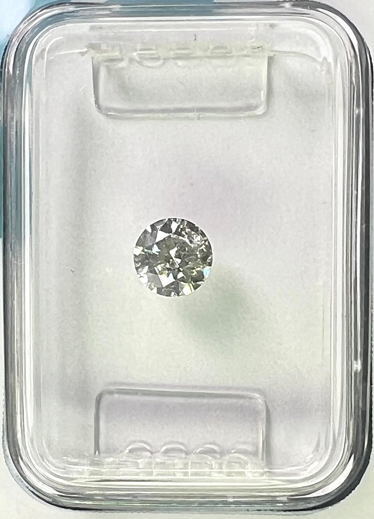 Fără preț de rezervă - 1 pcs Diamant (Natural) - 0.31 ct - Rotund - J - I1 - IGI (Institutul gemologic internațional) #1.0