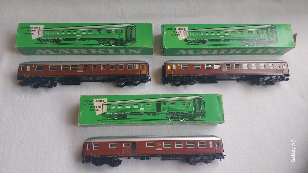 Märklin H0 - 4030/4031 - 模型客運火車 (3) - 两节客车和一节带行李区的客车。 - SJ #1.0