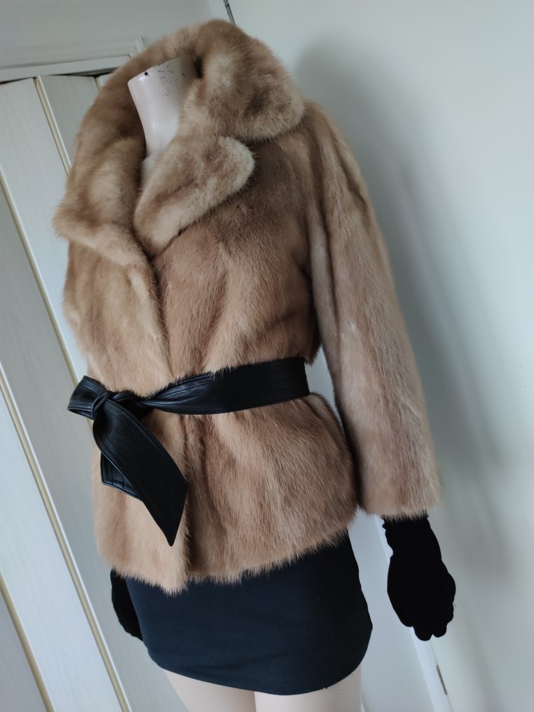 Artisan Furrier - 皮毛大衣 #1.0