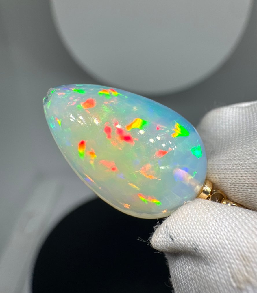 蛋白石 珠寶 - 高度: 28 mm - 闊度: 12.5 mm- 1.55 g - (1) #3.2