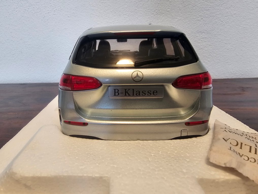 Z Models 1:18 - Model car - Mercedes B-Klasse #4.3