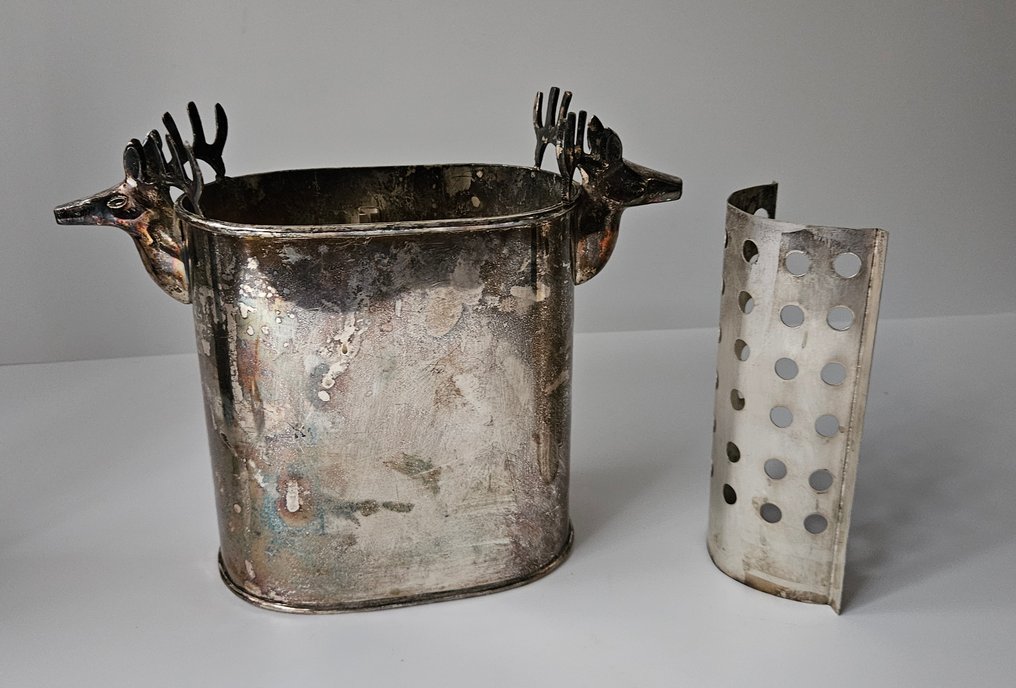 Met edelherten - Champagne cooler - Silverplated #3.2