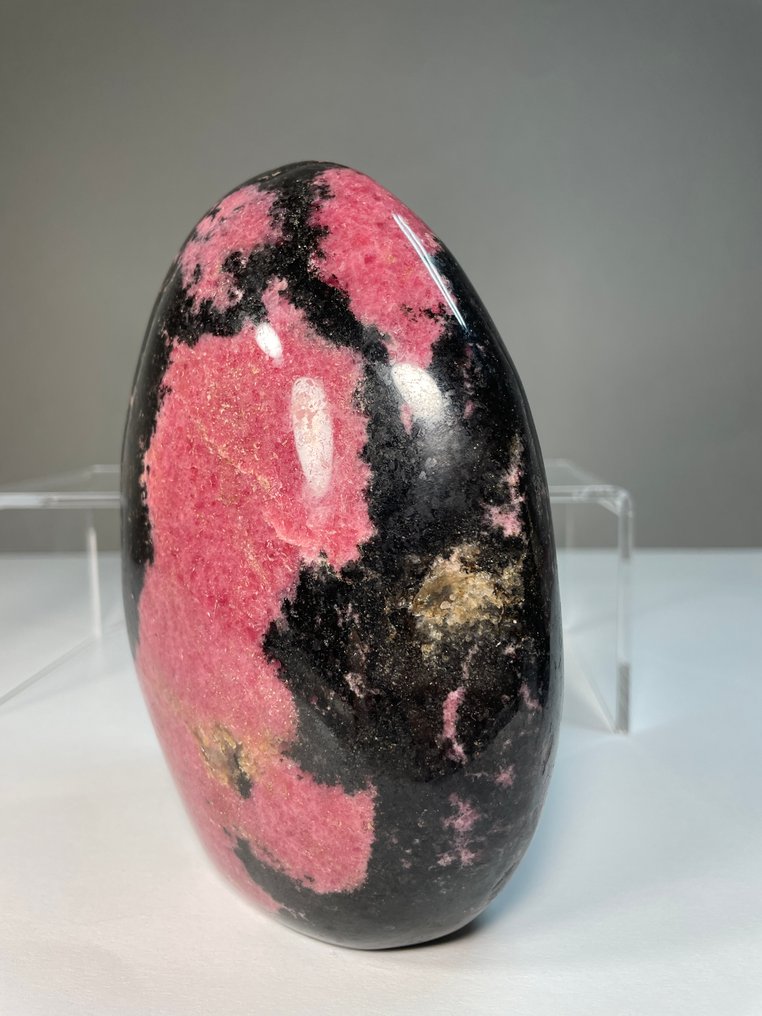 Stunning Rhodonite unique piece Freeform - Height: 15 cm - Width: 11.5 cm- 2342 g - (1) #2.1