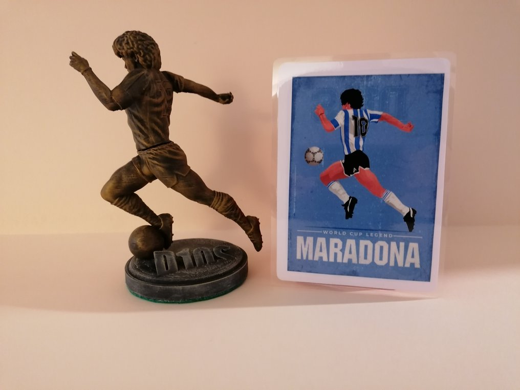 ARGENTINA - 世界足球锦标赛 - 马拉多纳 - 小雕像  #3.2
