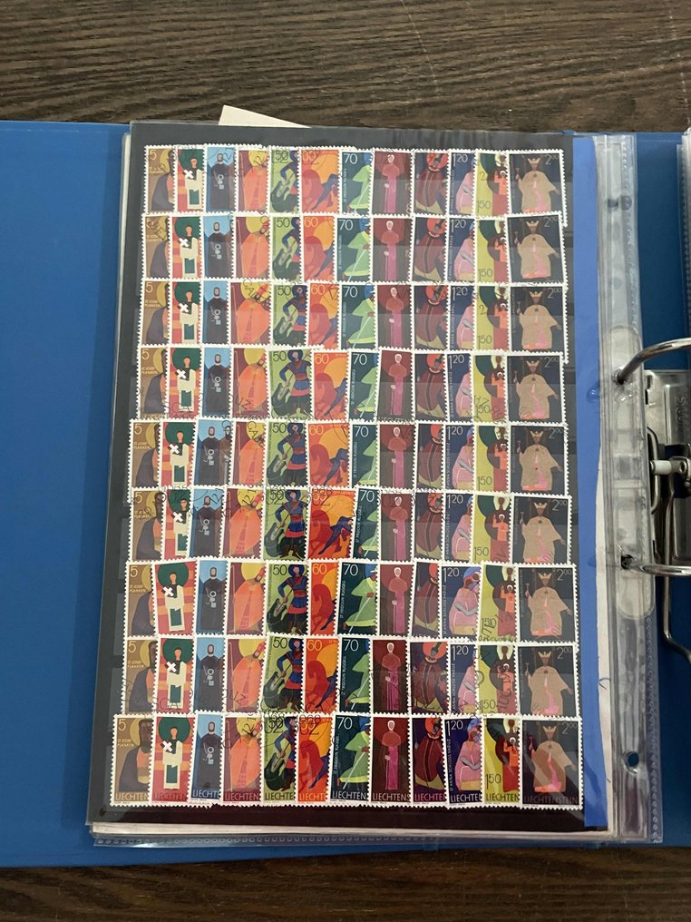 列支敦士登 1918/1988 - 大量旧邮票和漂亮的Leuchtturm相册，自1960年以来。 #2.1