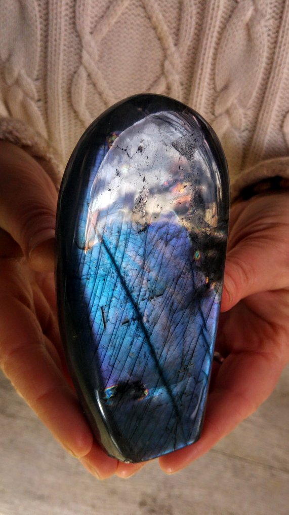 拉长石 - 极其罕见的颜色 - 730F 热金属色 - 变色龙 自由形式 - 高度: 12 cm - 闊度: 5 cm- 466 g #1.0