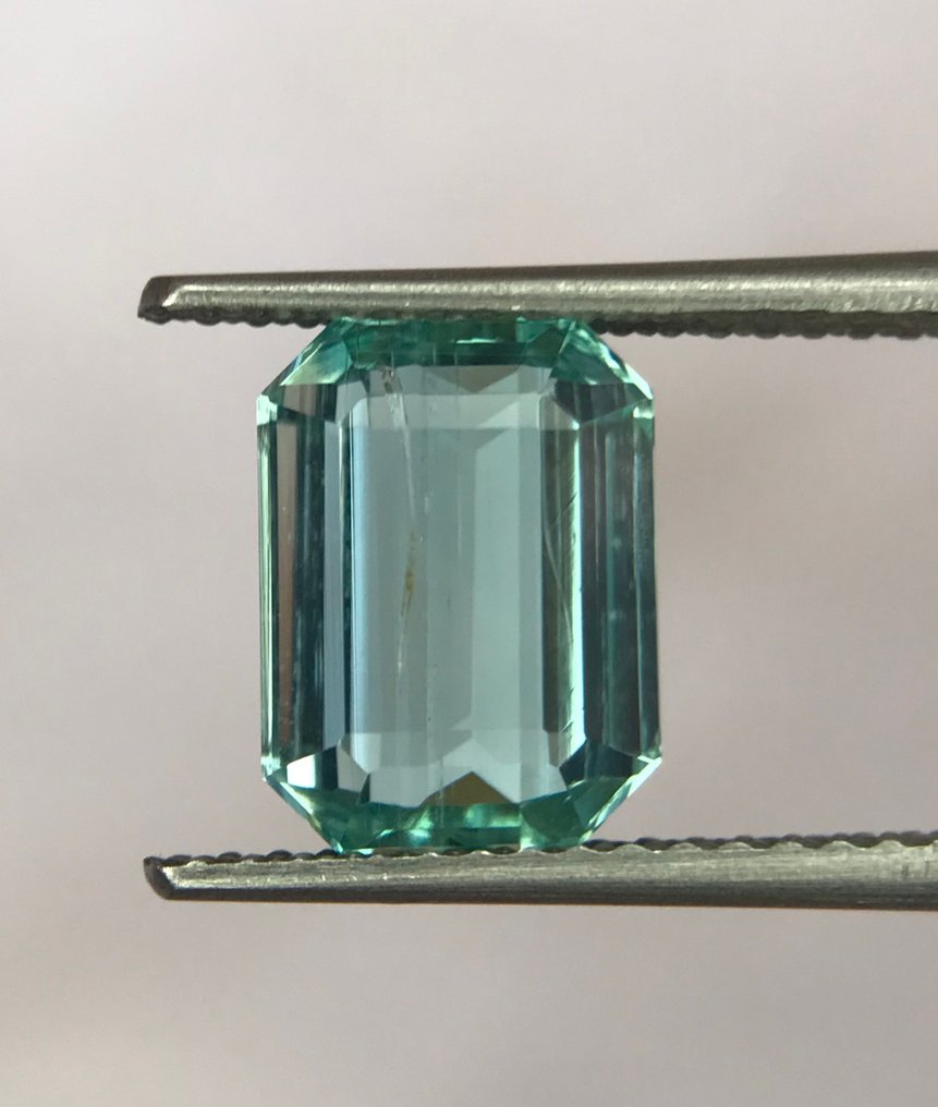 1 pcs  Smaragd  - 2.41 ct - Nemzetközi Gemmológiai Intézet (IGI) #3.2