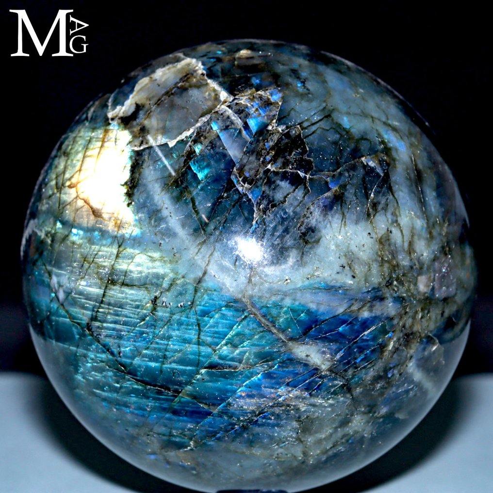 Flash Labradorite Crystals Labradorite Sphere - Height: 116 mm - Width: 116 mm- 2352 g #1.0