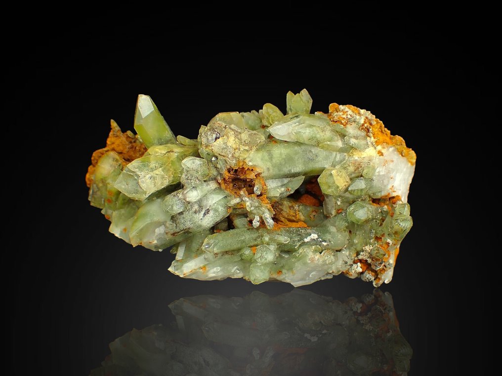 Prase Quartz Cluster with Chlorite Phantoms from Pakistan - Height: 75 mm - Width: 45 mm- 101 g #1.0