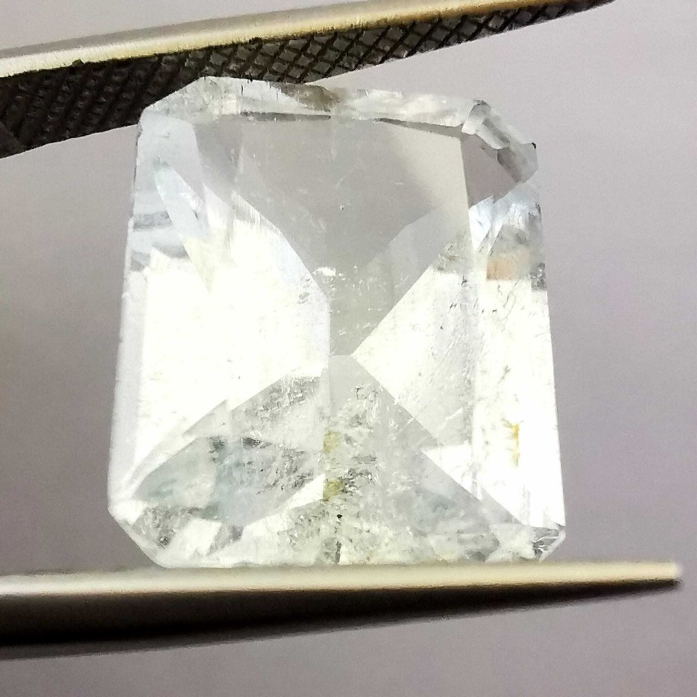 Ingen mindstepris Akvamarin  - 6.15 ct - Antwerp Laboratory for Gemstone Testing (ALGT) - Fået blå #2.1