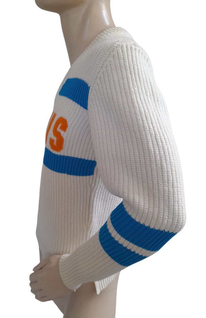 Versus - Jumper #1.0