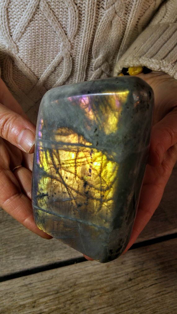 Labradorite - rare Pink + Gold colour chameleon Freeform - Height: 12 cm - Width: 8 cm- 760 g #3.2