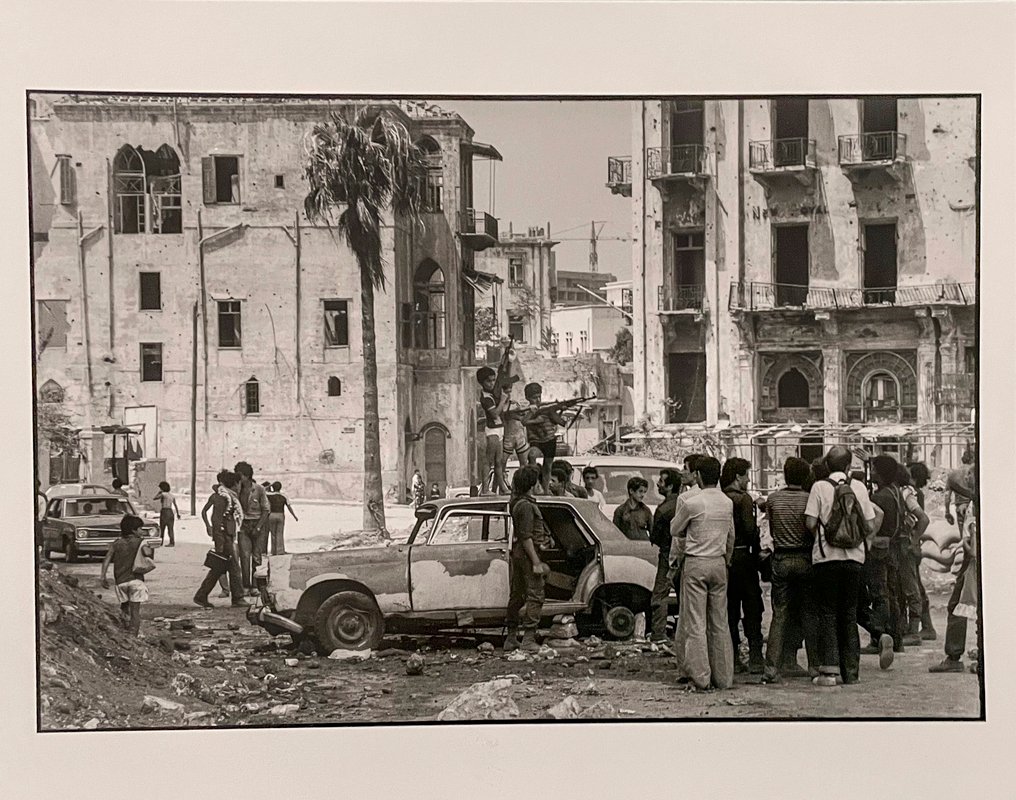 José Nicolas (1956) - Les enfants à la kalach, Beyrouth 1982 #1.0