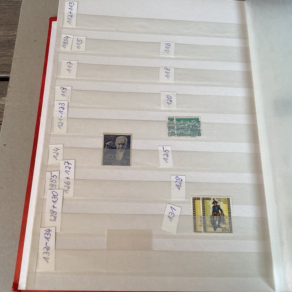 Berlin 1948/1948 - Stockbook with a double collected collection Berlin - Michel #4.3