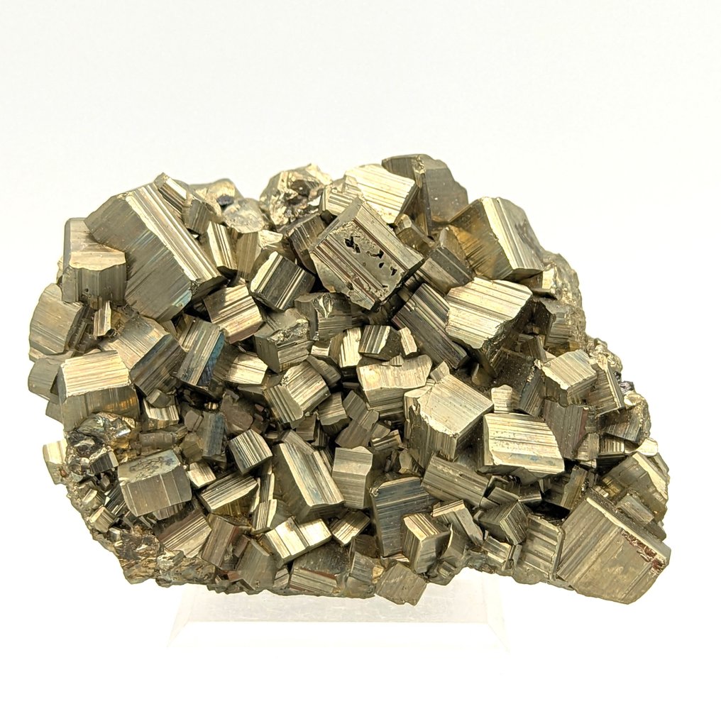 Golden cubic pyrite and triglifa, double-sided, Peru. Crystals - Height: 81 mm - Width: 55 mm- 181 g #1.0
