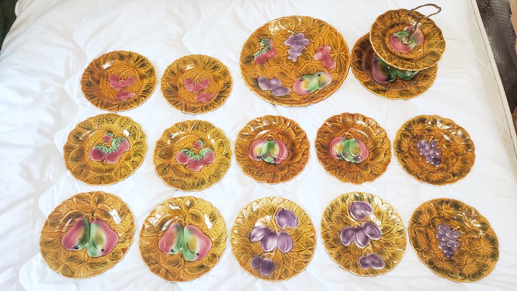 Sarreguemines - France - Serviço de sobremesa (14) - Barbotine, Majolica - Serviço de mesa, Plat #1.0