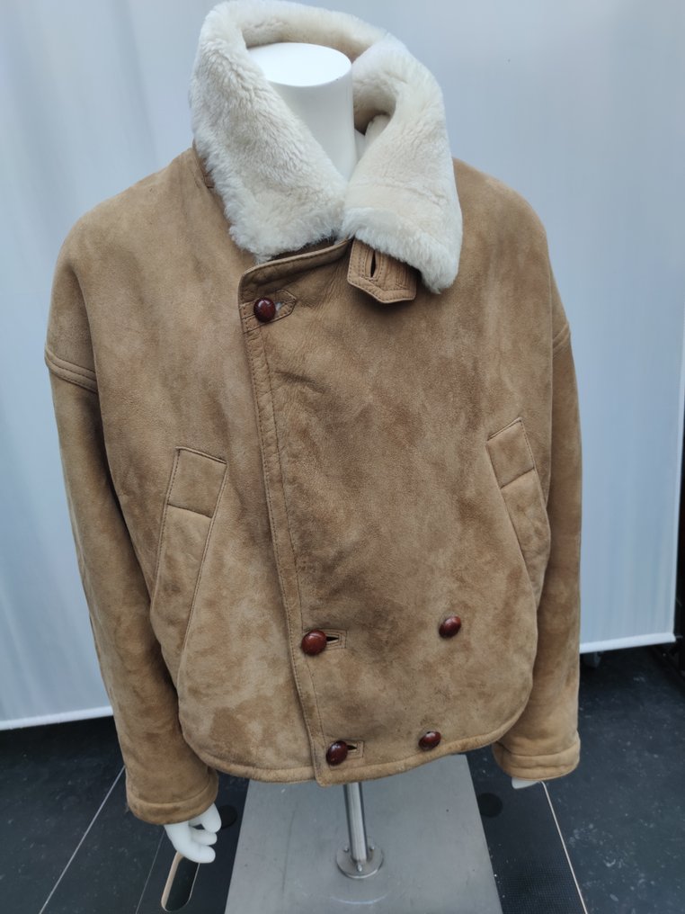 Artisan Furrier - Bunda #1.0