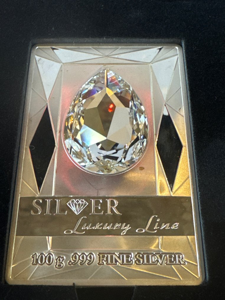 Νήσοι Κουκ. 20 Dollars 2013 Silver Luxury Line, 100g (.999) #1.0