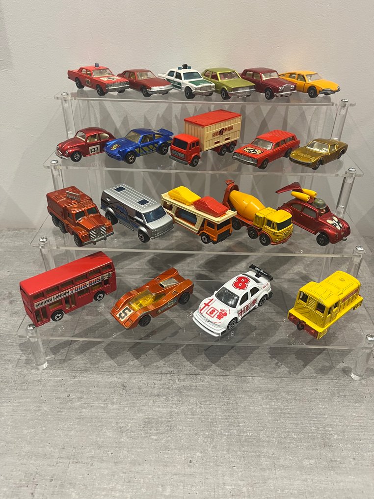 Matchbox 1:64 - Model car (20) - Series MB post 1969 #1.0
