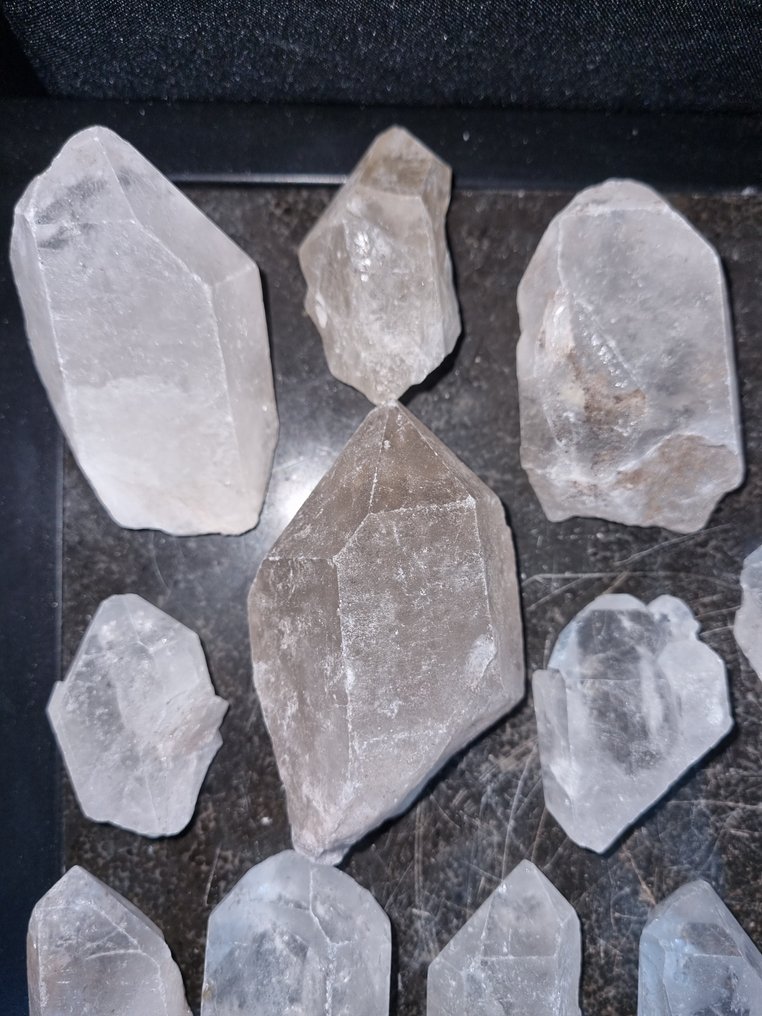 Συλλογή με πλήρως φυσικούς κρυστάλλους bergkristal, 9 - 4,2 εκ.- 1990 g #1.0