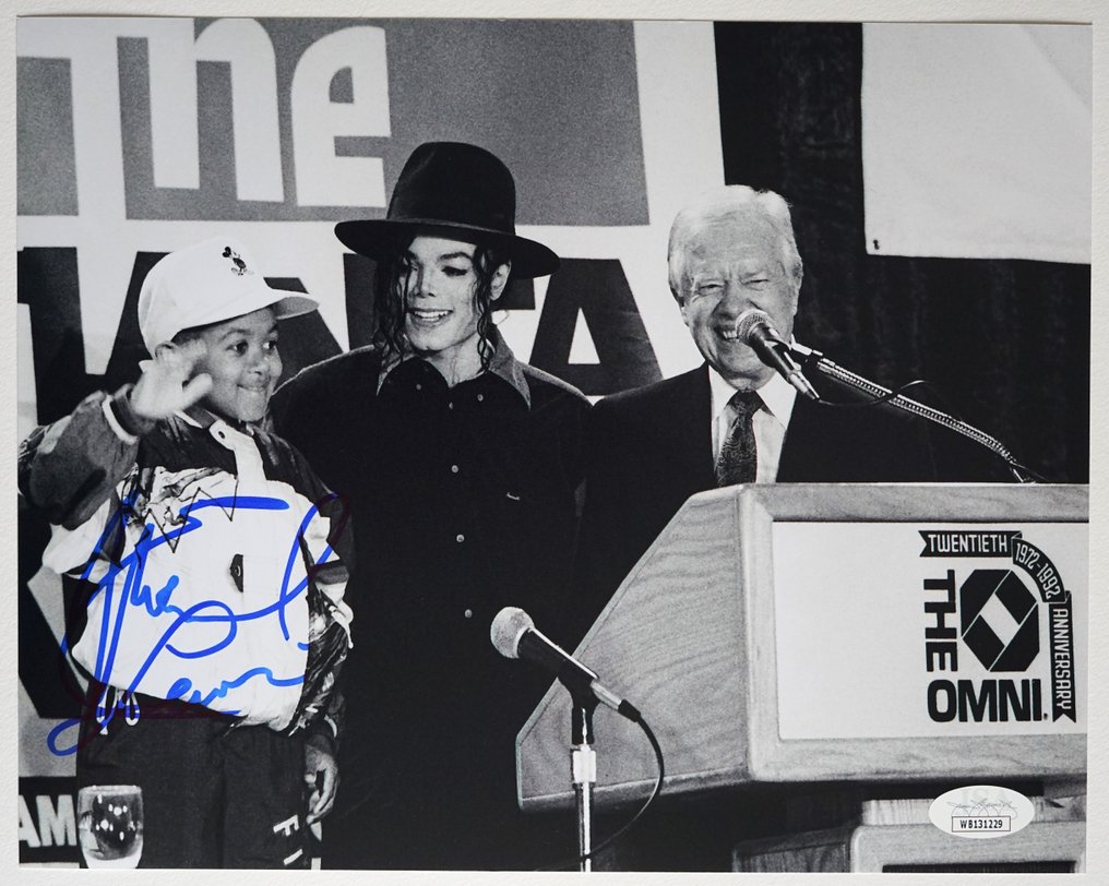Michael Jackson - Emmanuel Lewis with Michael Jackson - Autograph, Photo with COA of JSA #1.0
