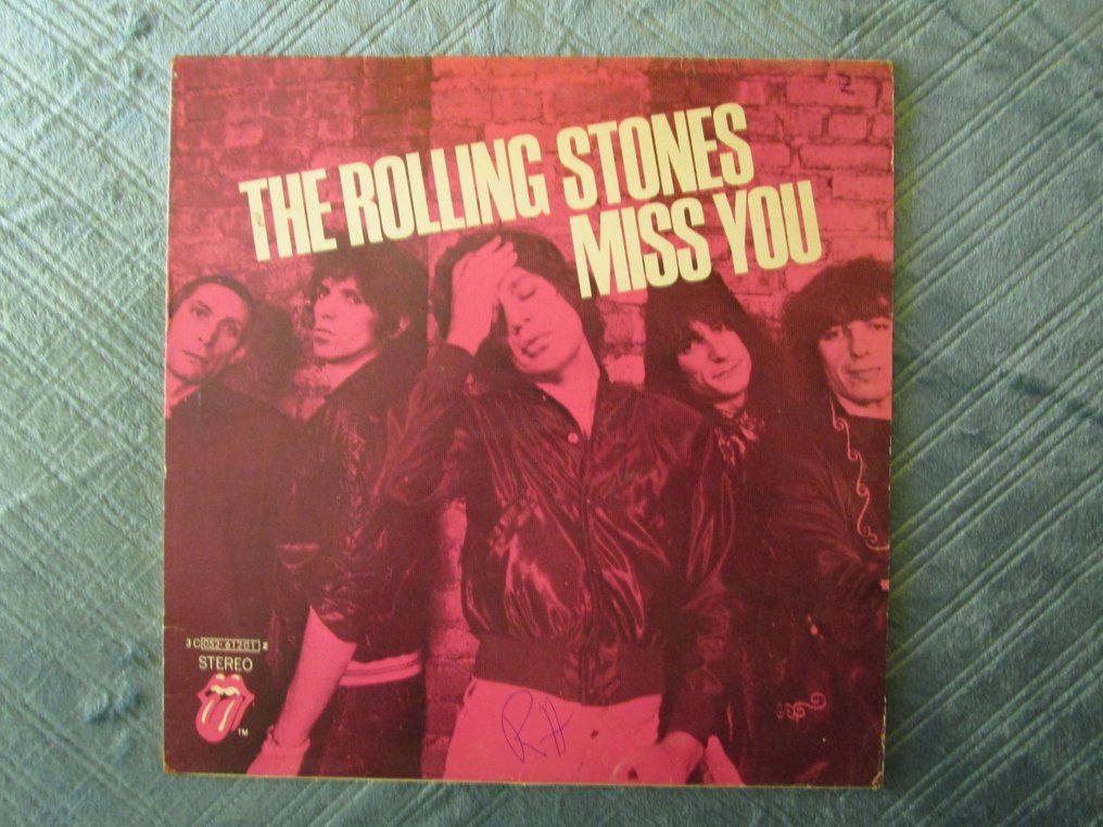 Beatles, Jimi Hendrix, Rolling Stones, Wings (incl. large poster) - 4 x Albums + 2 x maxi single 12" - Titoli vari - Album LP (più oggetti) - 1969 #1.0