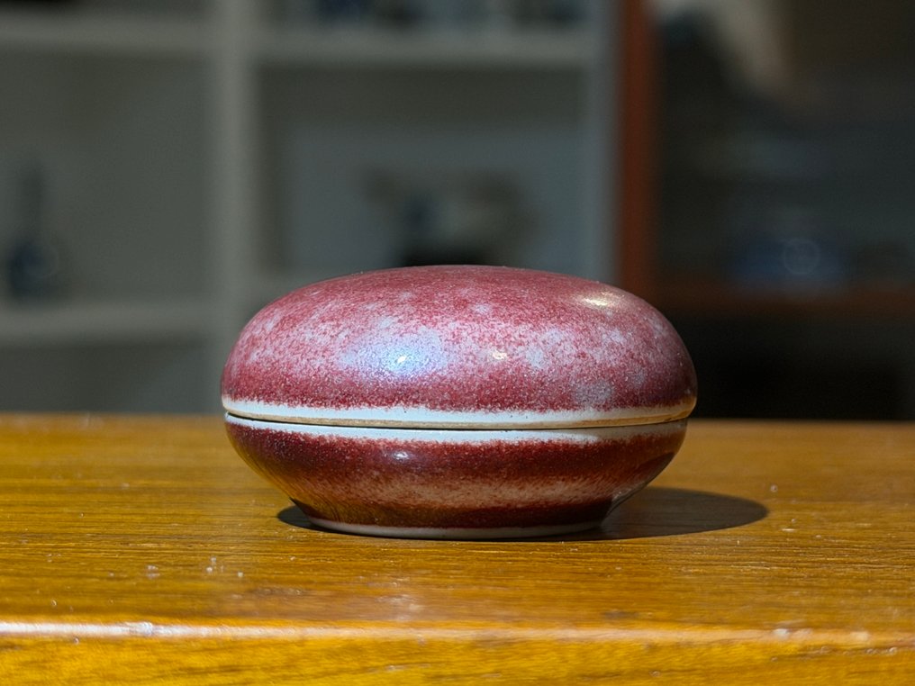 Κασέτα μονοχρωματικού κόκκινου μελάνης - Βαζάκι με καπάκι από μικρό κόκκινο γυαλιστερό glaze για - Πορσελάνη - Κίνα - Qing Dynasty (1644-1911) #1.0