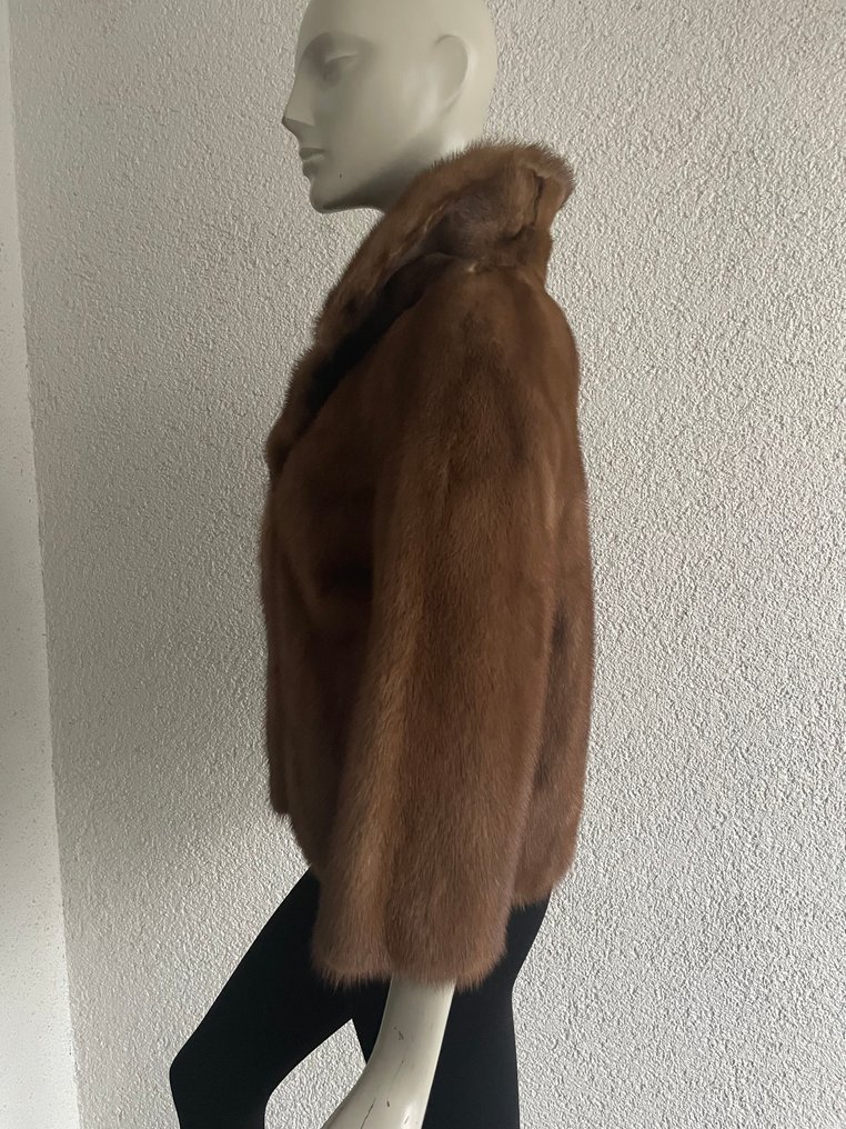 Artisan Furrier - 皮毛大衣 #2.1