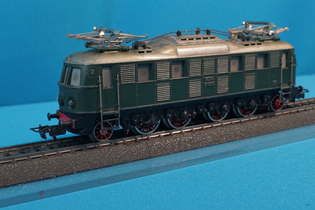 Märklin H0 - 3024 - Ηλεκτροκίνητη ατμομηχανή (1) - E Loc Br E 18 - DB #1.0