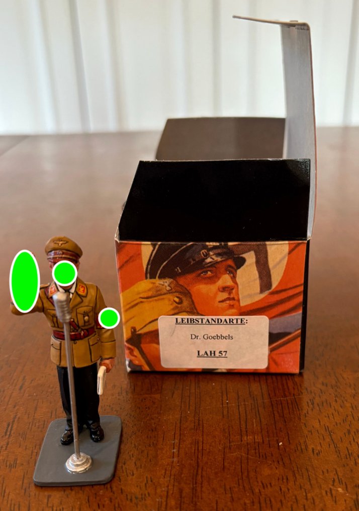 King & Country - Statuetta militare in miniatura - Berlin '38 4x figure set Leibstandarte (4) - Metallo #3.2