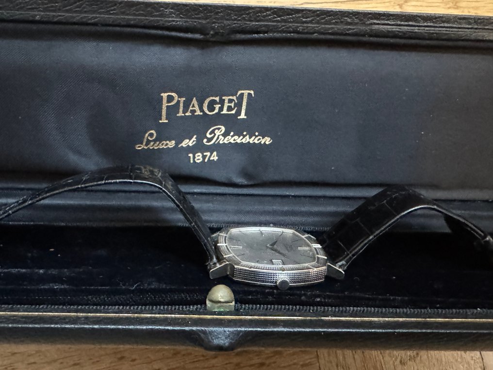 Piaget - Cushion Clous de Paris - 13427 - Unisex - 1970-1979 #2.1