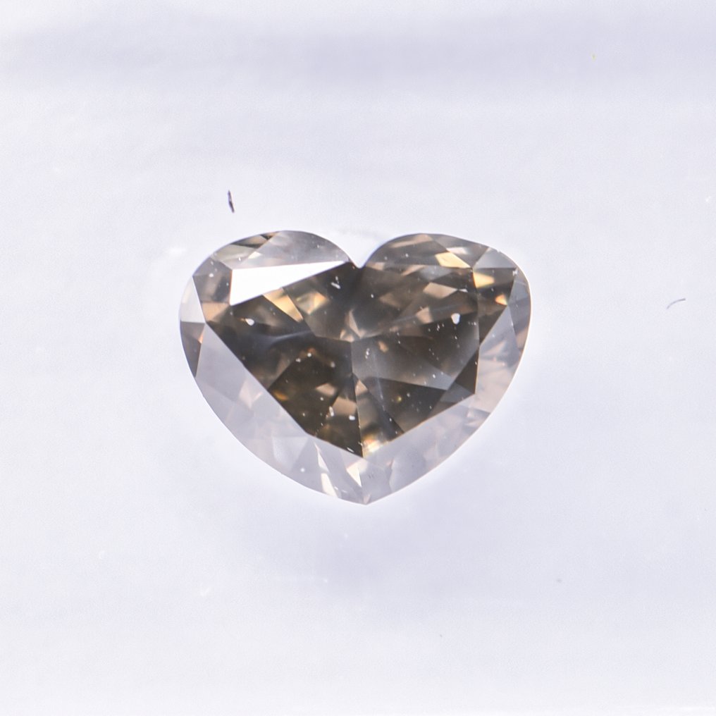 没有保留价 - 1 pcs 钻石 (天然色彩的) - 1.01 ct - 心形 - Fancy deep 稍帶綠色的, 稍帶灰色的 黄色 - SI1 微内含一级 - 国际宝石研究院(IGI) - VG VG #1.0