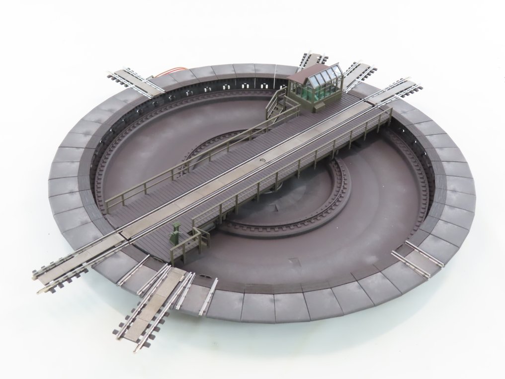 Märklin H0 - 7286 - Atașament machetă tren (1) - Tavă rotativă electrică cu șase căi de conectare, inclusiv control. #1.0