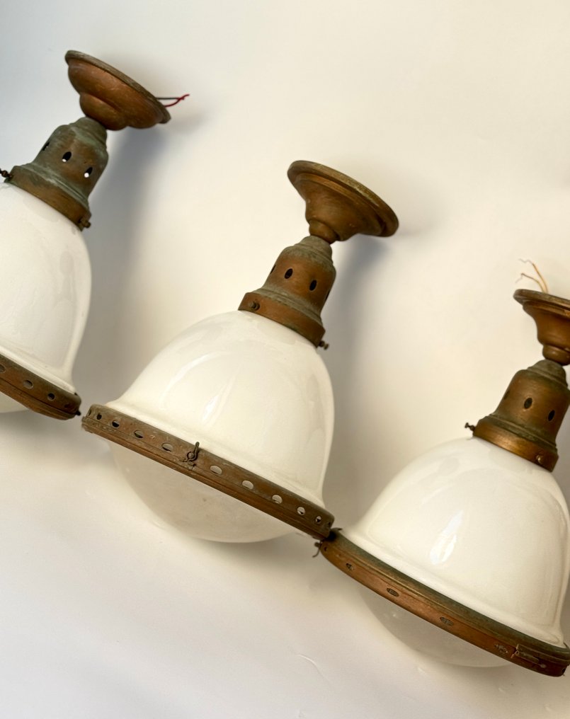 B.A.G. Turgi - Csillár (3) - Verre Opalin és Laiton - Suspensions Art Dèco #1.0