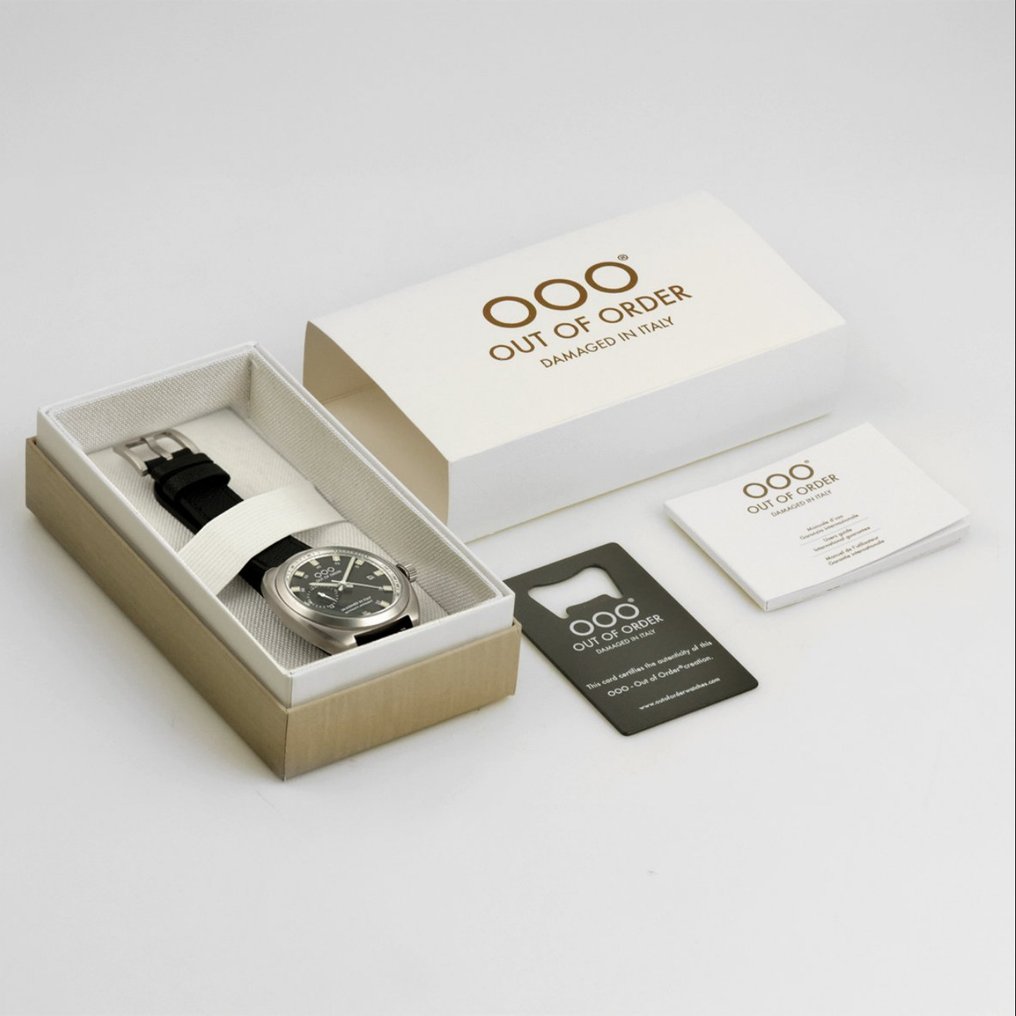 Out of Order - Torpedine - Zonder minimumprijs - OOO.OO1-31.NE.NE.SS - Unisex - 2020+  #2.1