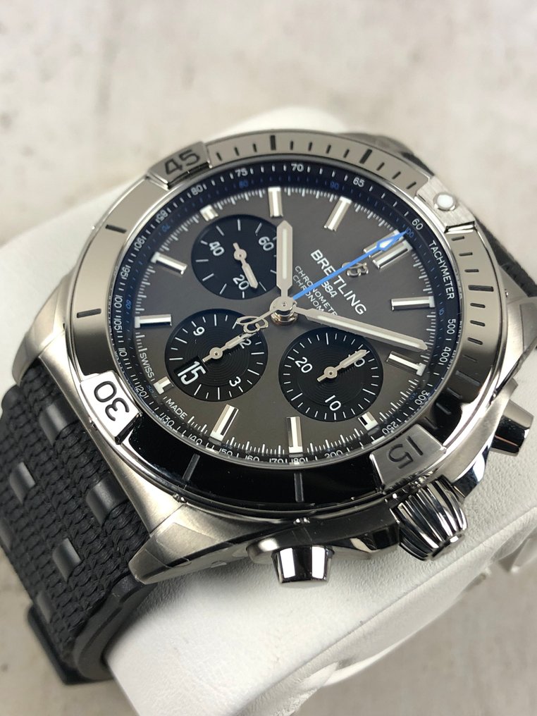 Breitling - Chronomat B01 42 - EB0134101M1S1 - Miehet - 2020-  #2.1