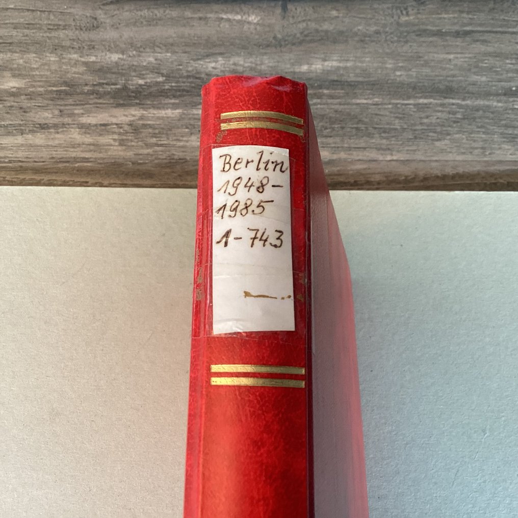 Berlin 1948/1948 - Stockbook with a double collected collection Berlin - Michel #1.0