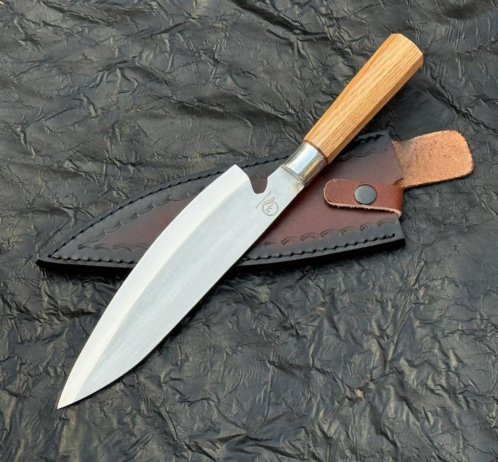 廚刀 -  厨房刀具 - 不锈钢12c27厨师刀，带银色护罩，配ASH木柄 - 亚洲 - 木材 - 亞洲 #1.0