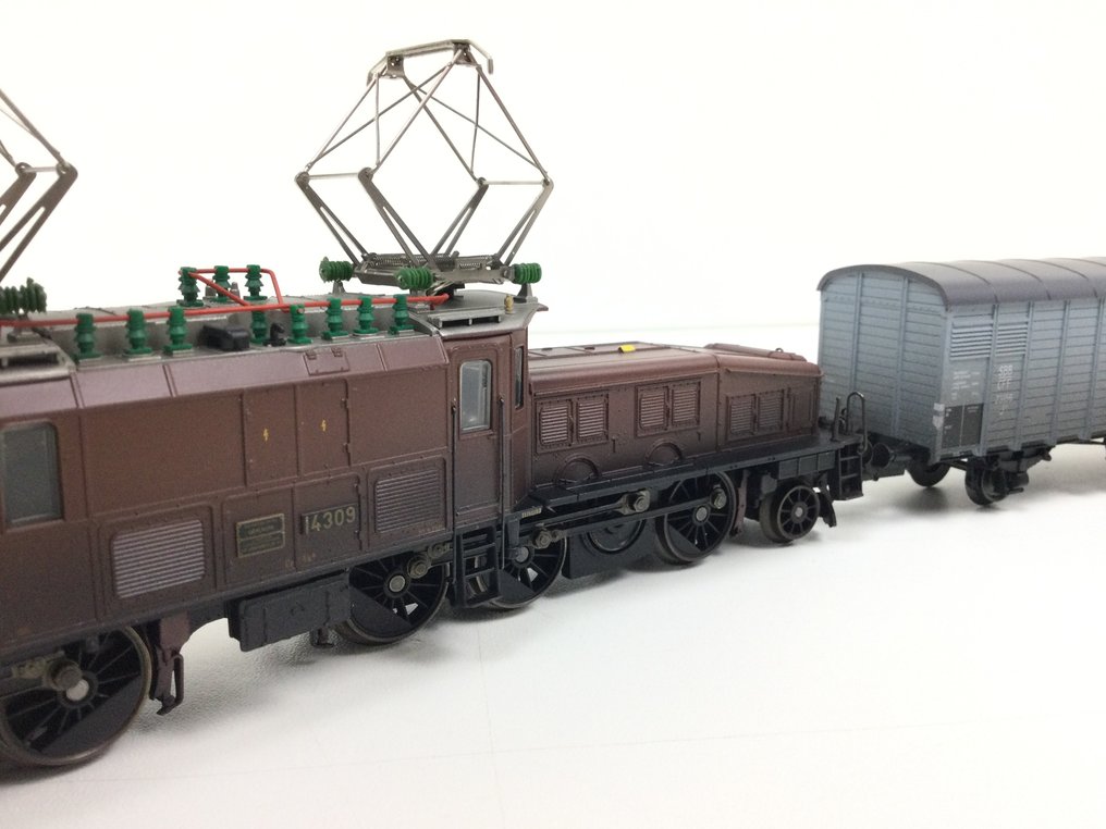 Märklin H0 - 26591 - Set di treni (1) - Set limitato 'Svizzera' con weathering Ce 6/8 III 'Krokodil' con sound ampliato. - SBB-CFF #2.1